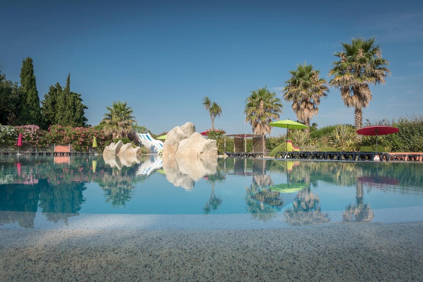 L'Hotel Du Mediterranee Argelès-sur-Mer Exteriör bild